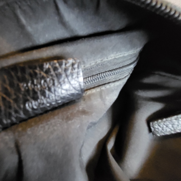 Gucci GG Supreme Abbey Small D Ring - Picture 13 of 16